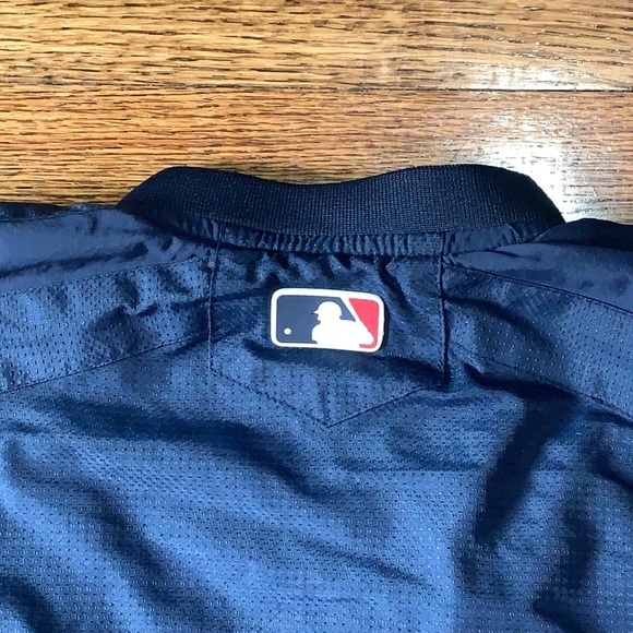 New York Yankees Windbreaker - Picture 11 of 12